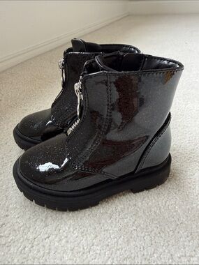 Cat & Jack Black Patent Glitter Front-Zip Kids Boots
